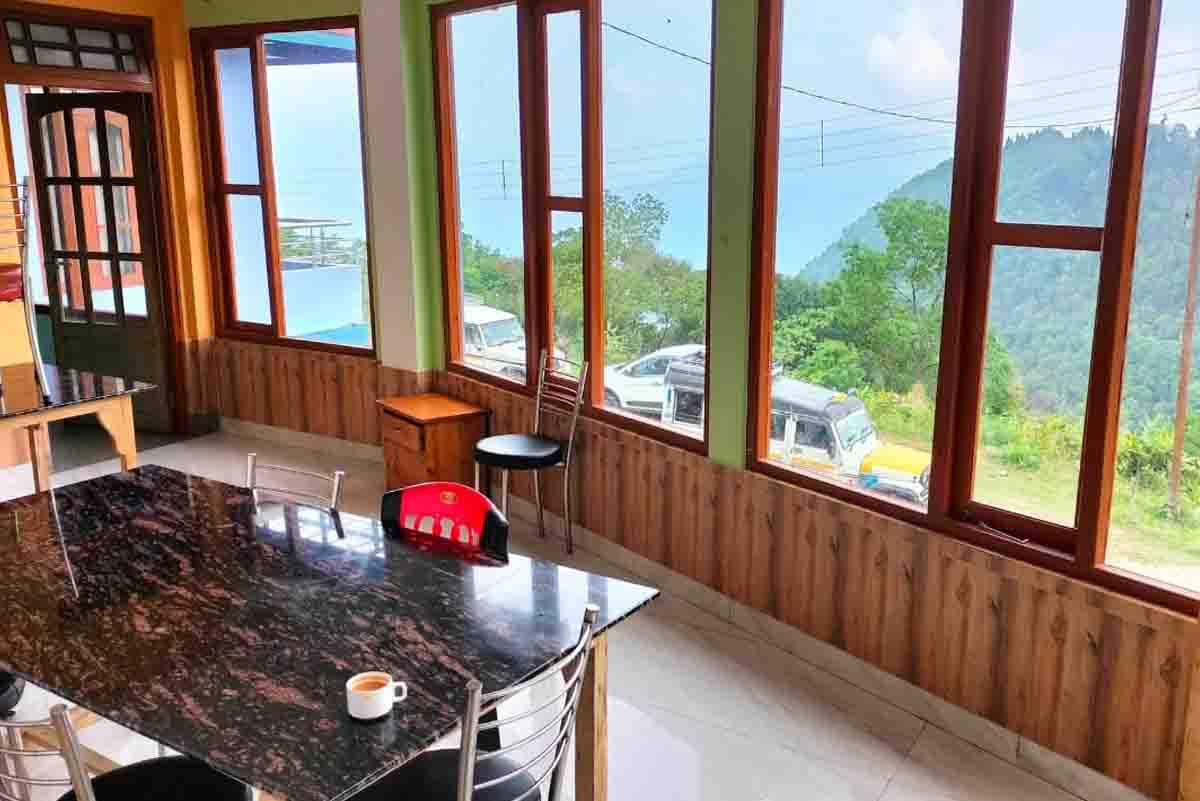 Deluxe Room View 3