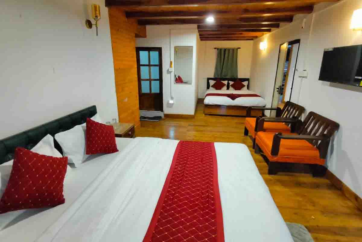 Deluxe Room View 2